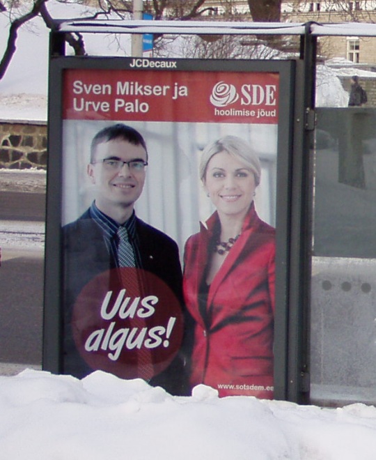 p1162072-sven-ja-urve-uus-algus-sde-valimised Sven Mikser ja Urve Palo "Uus algus" valimiste plakat. Foto Virgo Kruve